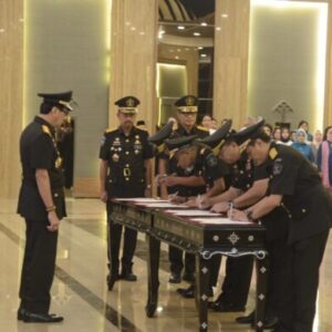 Menkumham Lantik Irjen dan Kepala BPSDM Kemenkumham yang Baru