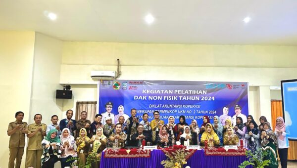 Tingkatkan Kemampuan Perkoperasian, Petugas Lapas Narkotika Karang Intan Ikuti Diklat Akuntansi Koperasi