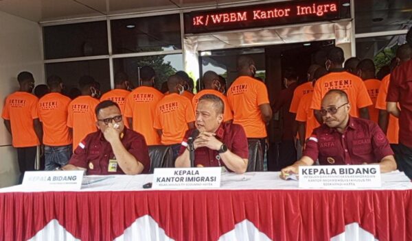 Hanya dalam dua hari 44 WNA bermasalah berhasil ditangkap oleh Imigrasi Soekarno-hatta