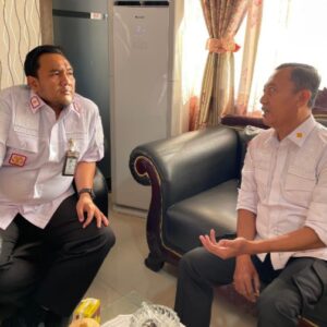 Imigrasi Labuan Bajo Serahkan WNA Filipina Tanpa Dokumen Resmi ke Rudenim Kupang