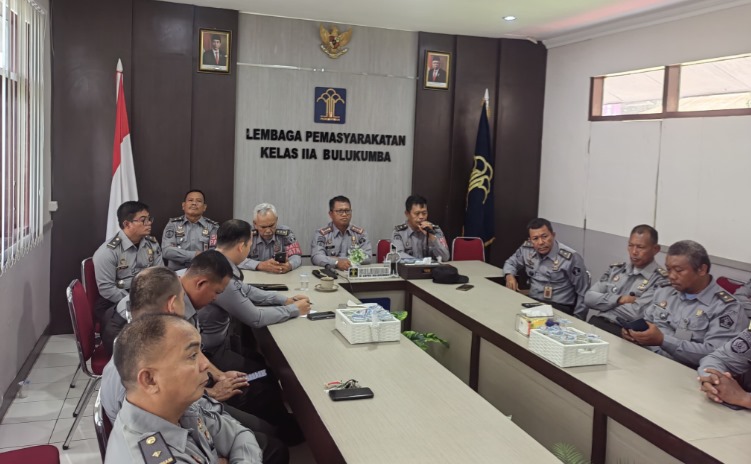 Kalapas Bulukumba Ajak Petugas Tingkatkan Pengawasan dan Antisipasi Gangguan Kamtib