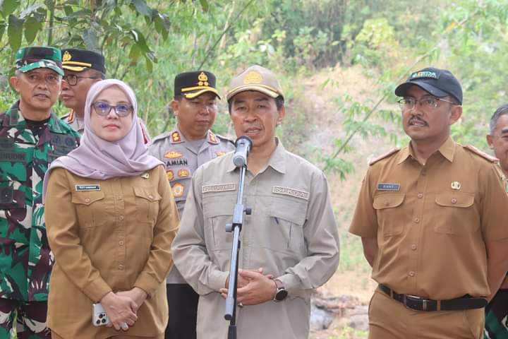 Sekda Dampingi KSAD Resmikan Dam Parit di Ciemas, Pengembangan Ketahanan Pangan di Selatan Sukabumi