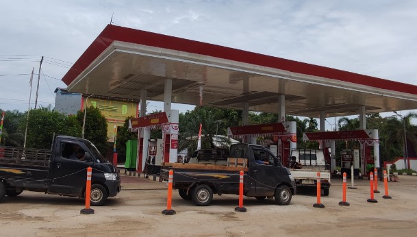 SPBU Sungai Laur Klarifikasi Isu Penyaluran BBM: Bantuan Vital bagi Warga Pedalaman