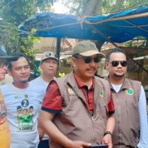 Calon Bupati Sukabumi H. Asep Japar Sambangi Warga Dapil 1 Kampung Badak Putih Raya