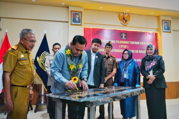 Taufiqurrakhman Resmikan PTSP Lapas Bulukumba, Dorong Layanan Prima dan Cepat