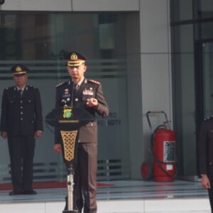 Upacara Hari Kesaktian Pancasila di Tangerang: Polres Metro Beri Penghargaan pada Anggota Berprestasi
