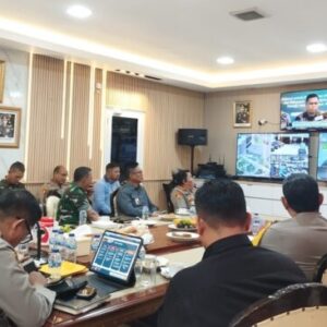 Kapolri Jenderal Listyo Sigit Prabowo laksanakan Rapat Persiapan Pengamanan akhir Pilkada Serentak