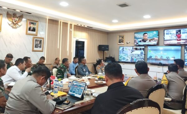 Kapolri Jenderal Listyo Sigit Prabowo laksanakan Rapat Persiapan Pengamanan akhir Pilkada Serentak