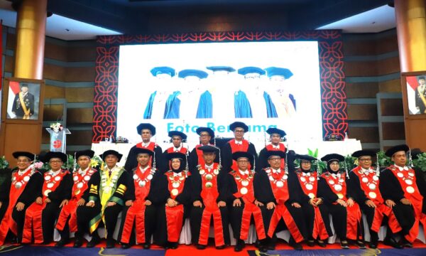 Lima Pakar BRIN Dikukuhkan Jadi Profesor Riset