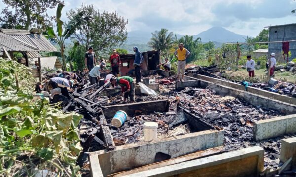 Rumah Lansia di Kabandungan Hangus Terbakar, Keluarga Kehilangan Segalanya