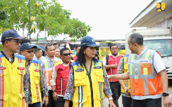Wamen Diana Tinjau Kesiapan Tol Trans Jawa untuk Nataru 2025