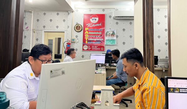 Imigrasi Padang Permudah Paspor Calon Jamaah Haji 2025