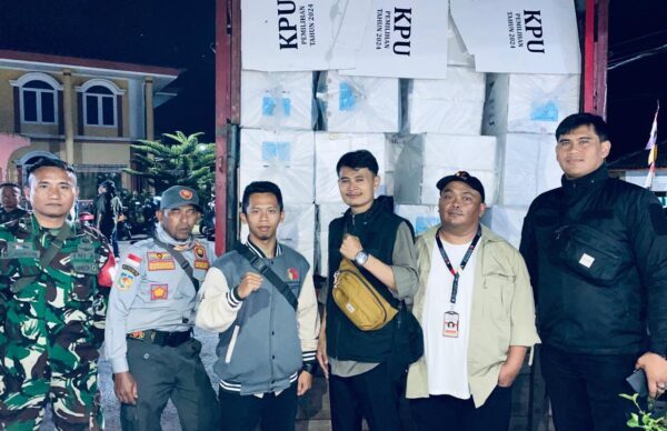Logistik Pilkada Kabandungan Dikawal Ketat Menuju Gudang KPU Sukabumi