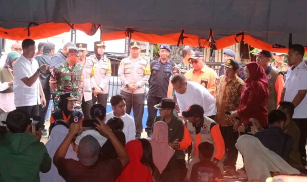 Wapres Gibran Tinjau Bencana Cikembar, Bupati Minta Dukungan Pemulihan