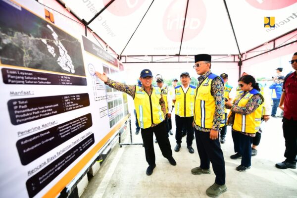 Menteri Dody Pantau Irigasi Glapan, Dorong Suplesi Air untuk Pertanian Demak dan Grobogan