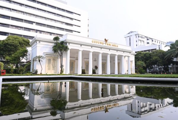 Sekjen Komite Sentral PKV To Lam akan Kunjungi Indonesia Perkuat Kerja Sama Strategis di Tengah 70 Tahun Hubungan Diplomatik