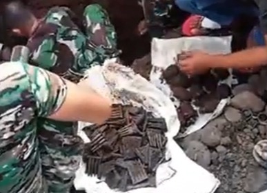 16-granat-dan-393-peluru-ditemukan-di-lokasi-pengungsian-erupsi-gunung-lewotobi