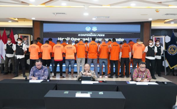 Direktorat Jenderal Imigrasi mengamankan 170 WNA yang diduga melanggar izin tinggal dalam Operasi Wira Waspada di Jadetabek, 14-16 Mei 2025.