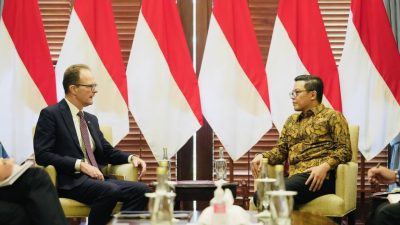 Menlu Sugiono bertemu Dubes Inggris Dominic Jermey di Jakarta