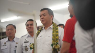 Wakil Menteri Silmy Karim memberikan arahan kepada jajaran pemasyarakatan di Lapas Kelas I Makassar
