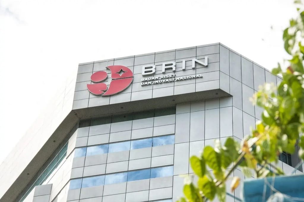 Webinar BRIN membahas pemanfaatan NLP untuk sektor kesehatan, keamanan, dan pendidikan