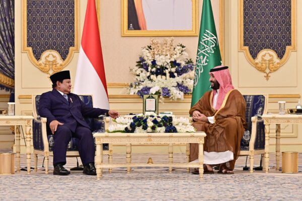 Presiden Prabowo Subianto bertemu Putra Mahkota Mohammed bin Salman di Jeddah