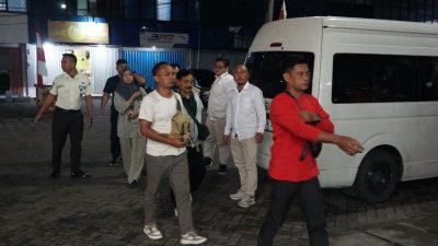 Petugas Imigrasi dan BP3MI menunda keberangkatan calon PMI non-prosedural di Bandara Soekarno-Hatta