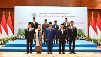 Menteri Luar Negeri RI melantik 8 pejabat Pimpinan Tinggi Madya di Kemenlu