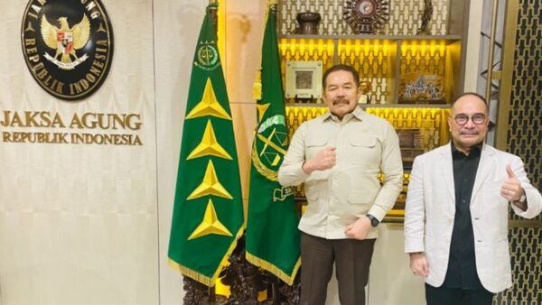 Jaksa Agung Sanitiar Burhanuddin berdialog dengan Firman Jaya Daeli