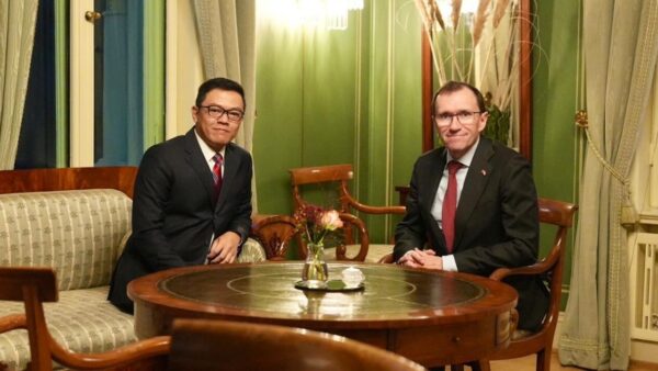 Menlu Sugiono bertemu Menlu Norwegia di Oslo membahas kerja sama strategis