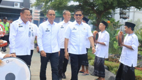 Monitoring dan evaluasi Staf Khusus Menteri Kemenimipas di Lapas Pemuda Madiun saat layanan kunjungan Natal