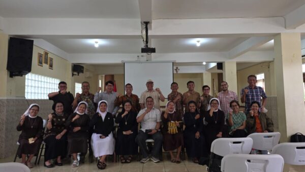 Panitia Paskah IKKSU 2026 saat rapat konsolidasi dan doa bersama di Samadi Jakarta