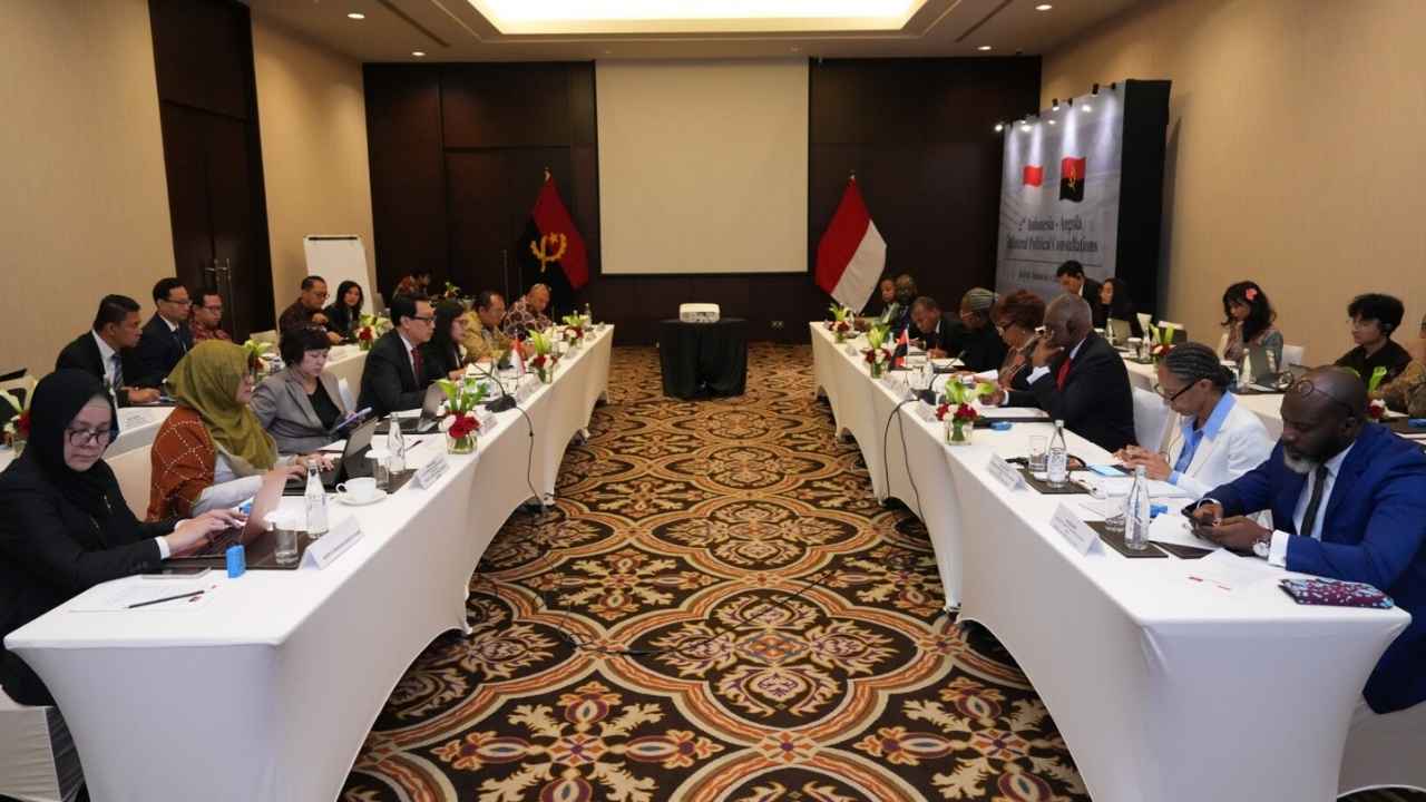 Pertemuan Konsultasi Politik Indonesia dan Angola di Jakarta membahas perluasan kerja sama bilateral di bidang ekonomi, energi, perdagangan, dan kesehatan.
