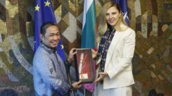 Wakil Menteri Luar Negeri RI Anis Matta bertemu pejabat Bulgaria dalam kunjungan kerja di Sofia.