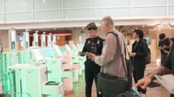 Ilustrasi layanan visa dan pemeriksaan keimigrasian Direktorat Jenderal Imigrasi pada semester I 2026.