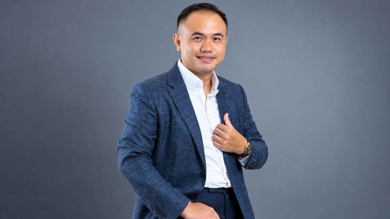 Asst. Prof. Dr. Gema Goeyardi memberikan pandangan mengenai pergantian Menteri Keuangan Indonesia.